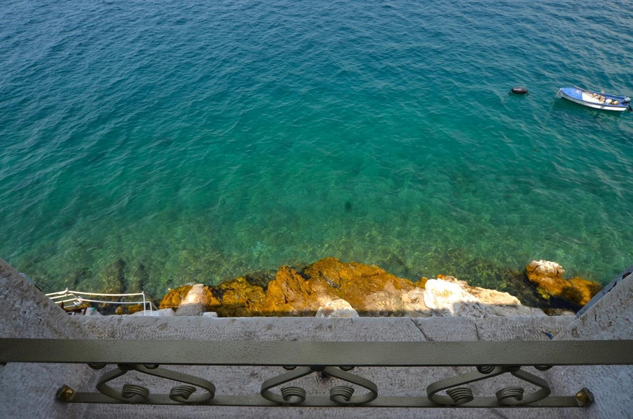 Arnolongo B4 Sea View Hotel Rovinj Exterior photo