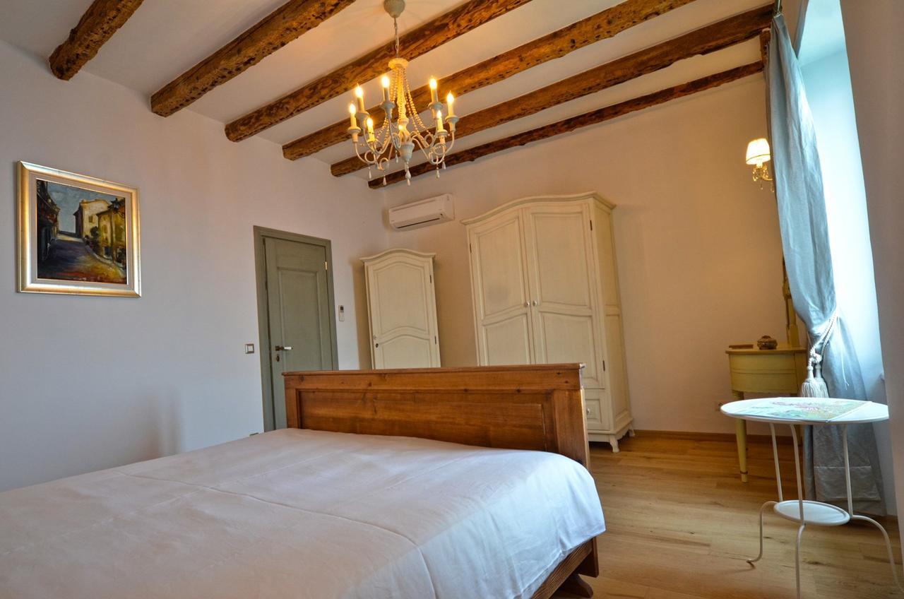 Arnolongo B4 Sea View Hotel Rovinj Exterior photo